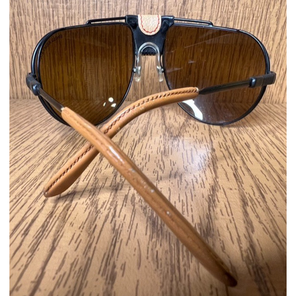 Authentic Vintage SWISS ARMY 4000 Aviator Sunglasses w/ Gradient Lenses - Picture 5 of 7